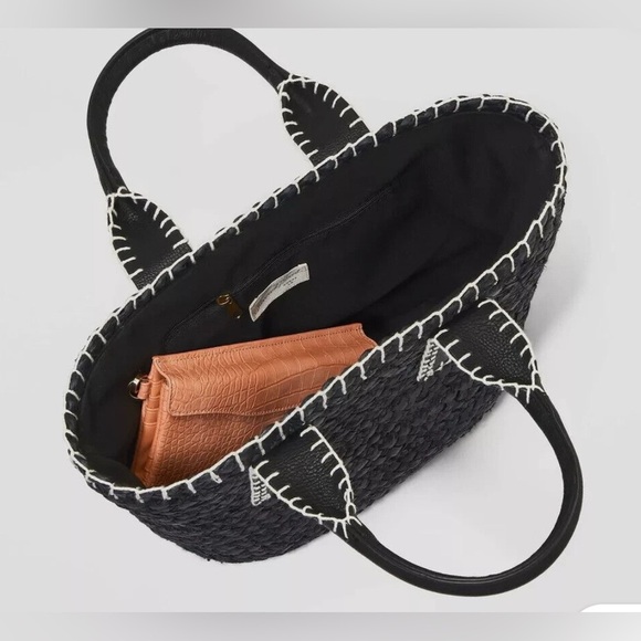 New Universal Thread Black & White Straw Mini Beach Purse/Bag - Picture 4 of 5